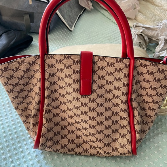 MICHAEL KORS 3 piece bag - Picture 4 of 17